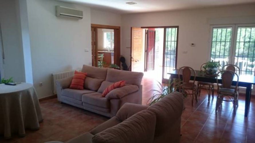 https://fuentealamorealestate.com/images/osproperty/properties/1406/630-villa-for-sale-in-aledo-6-large.jpg