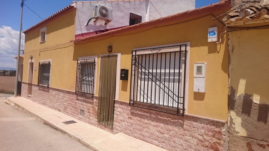 https://fuentealamorealestate.com/images/osproperty/properties/3199/copy1082-town-house-for-sale-in-fuente-alamo-de-murcia-17464-large.jpg