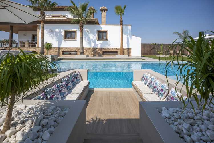 https://casas247.net/wp-content/uploads/2022/01/luxury-villa-for-sale-in-avileses_5-4.jpg